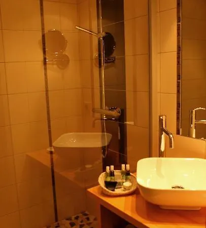 Hotel Le Pont De L'ouysse Lacave (Lot)
