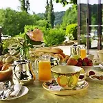 Le Pont De L'ouysse Hotel 4*