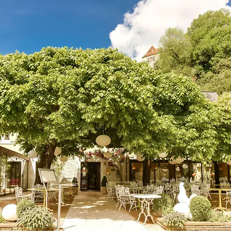 Le Pont De L'ouysse Hotel 4*