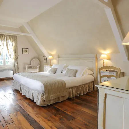 Le Pont De L'ouysse Hotel