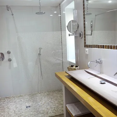 Hotel Le Pont De L'ouysse 4*